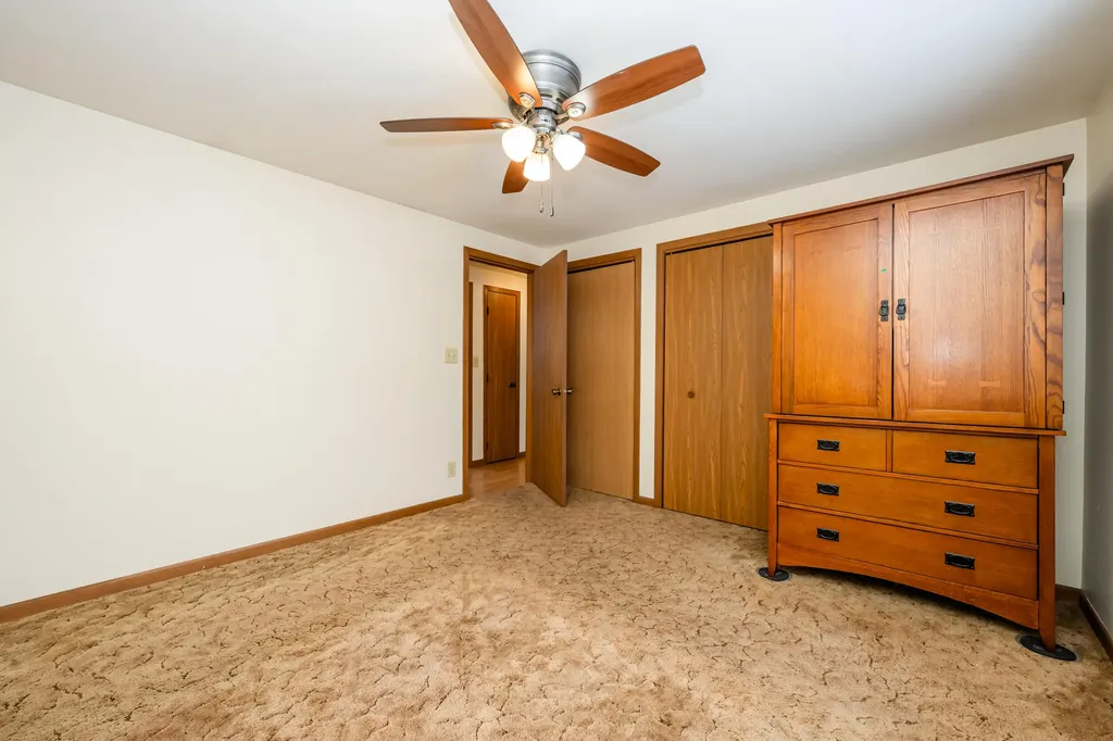 12843 S Wolcott Avenue Chikaming Township MI 49125