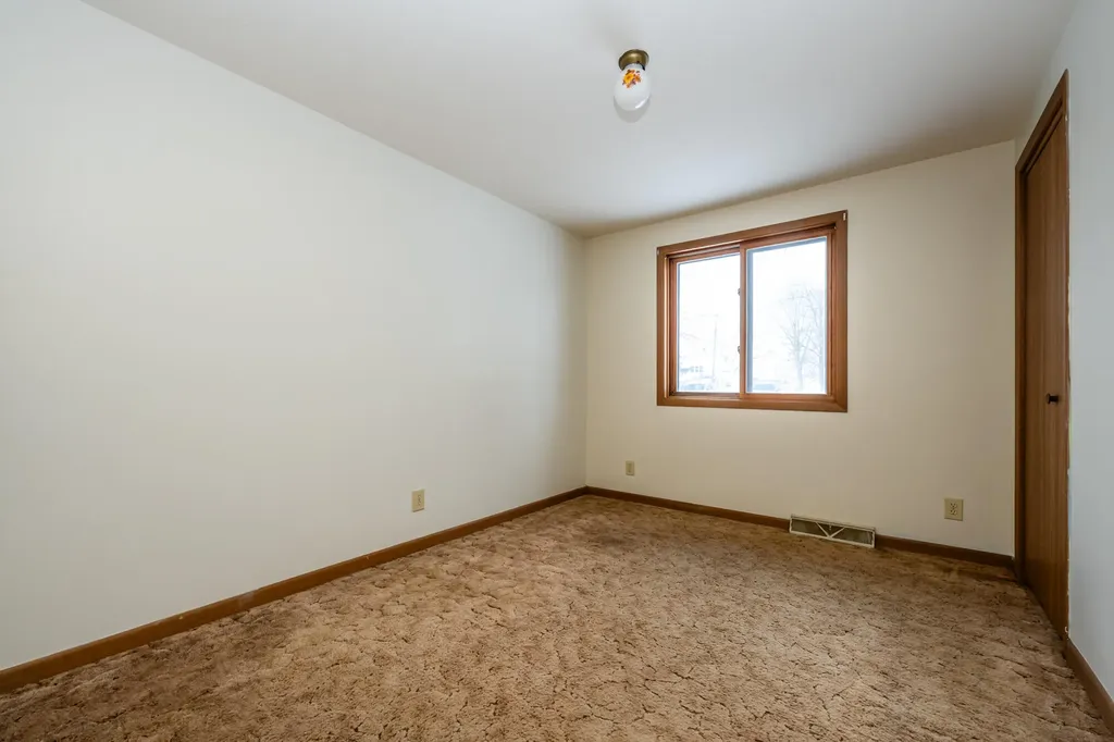 12843 S Wolcott Avenue Chikaming Township MI 49125