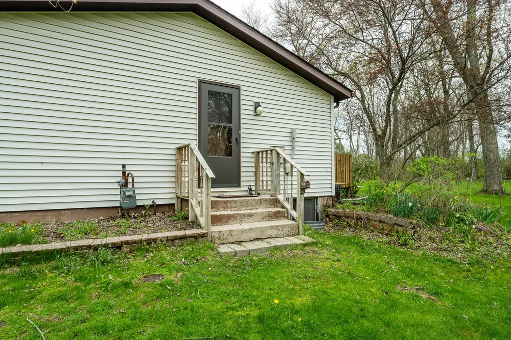 12843 S Wolcott Avenue Chikaming Township MI 49125