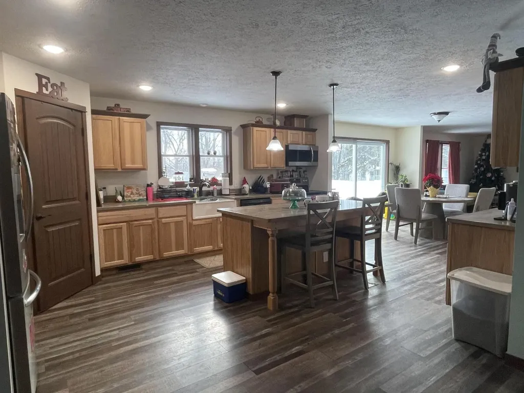 33067 School Street Silver Creek Township MI 49047