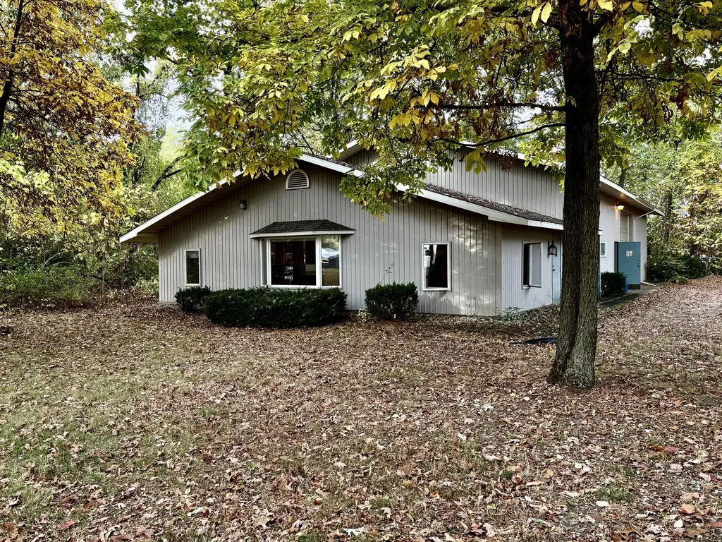 2604 S 11th Street Niles Township MI 49120