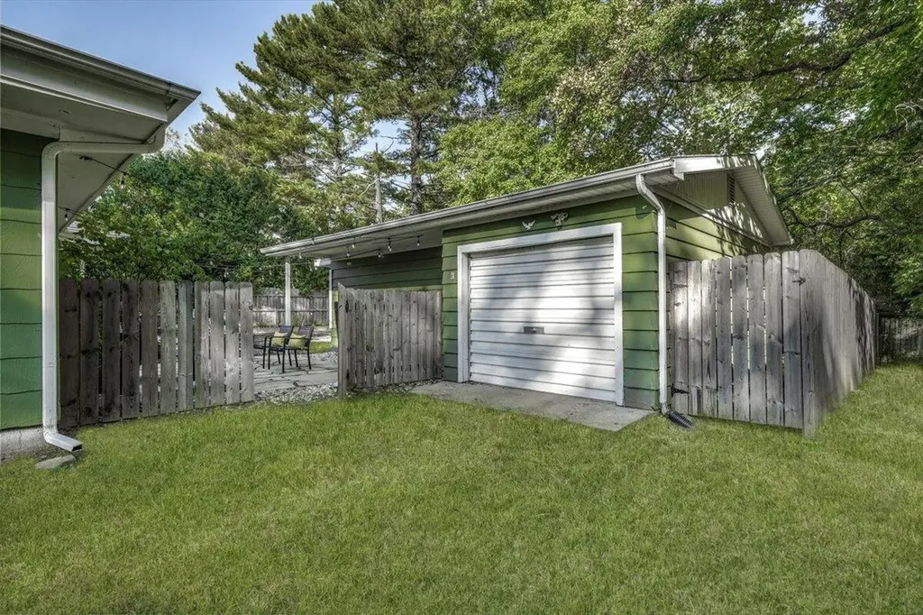 310 W Detroit Street New Buffalo City MI 49117