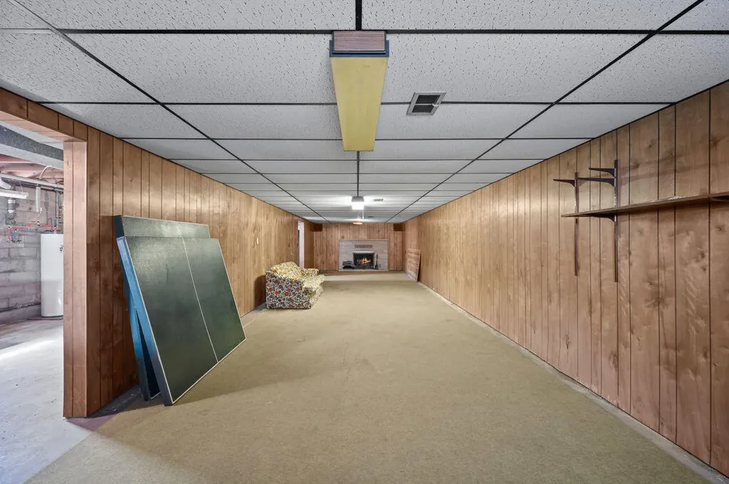 2362 Browntown Road Weesaw Township MI 49101