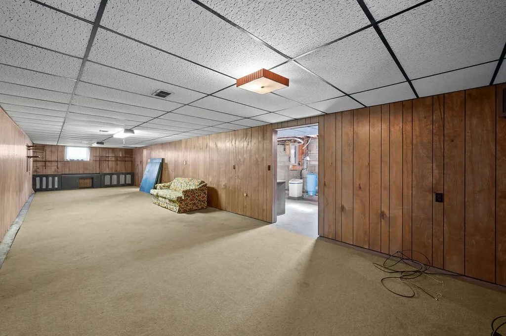 2362 Browntown Road Weesaw Township MI 49101