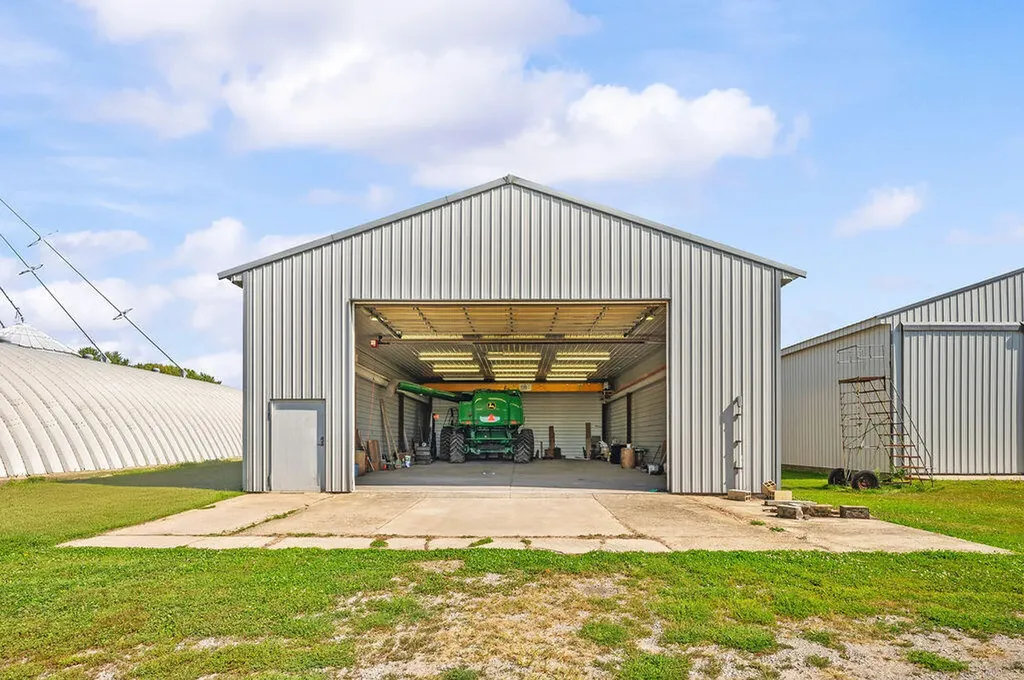 2362 Browntown Road Weesaw Township MI 49101