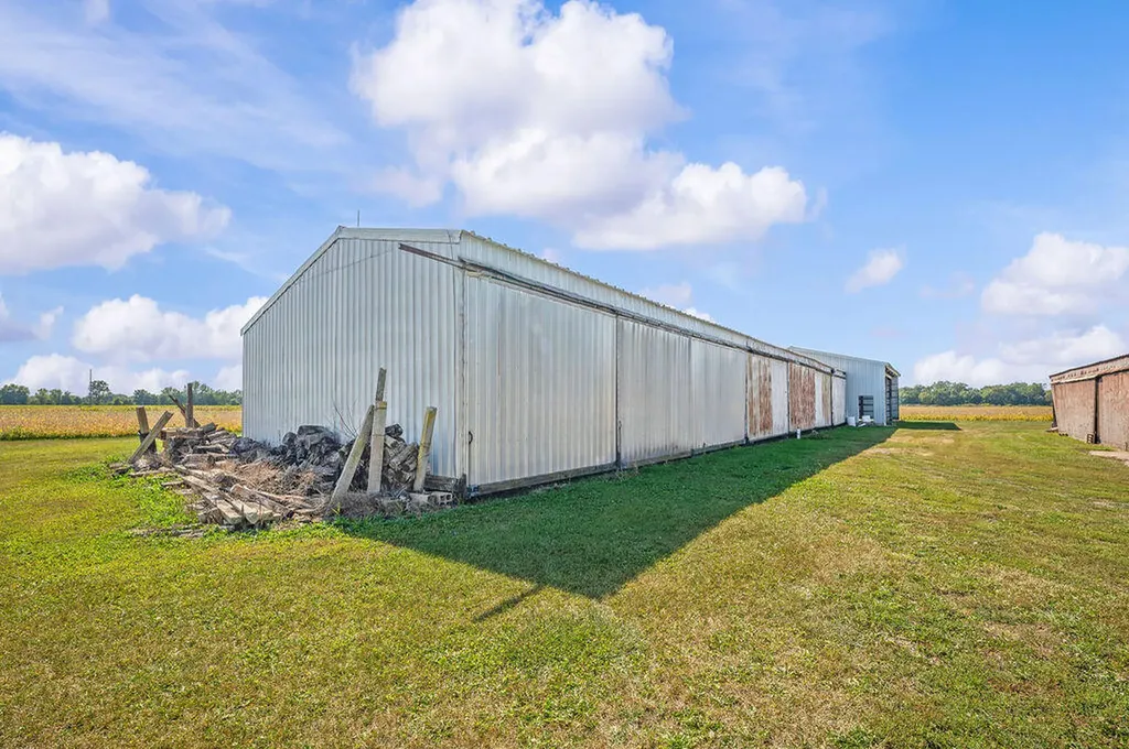 2362 Browntown Road Weesaw Township MI 49101