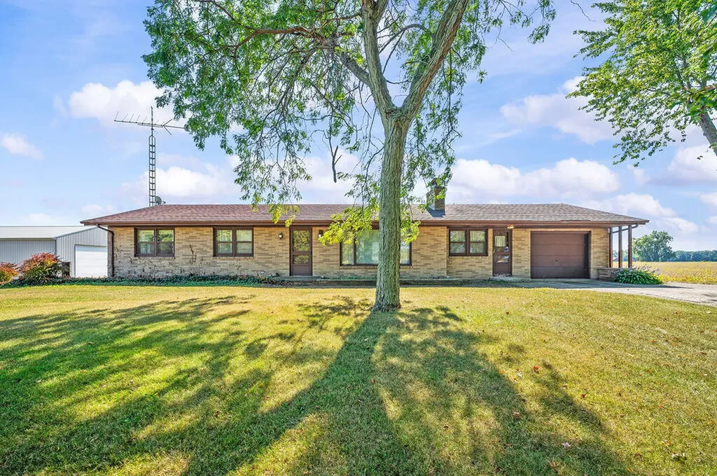 2362 Browntown Road Weesaw Township MI 49101