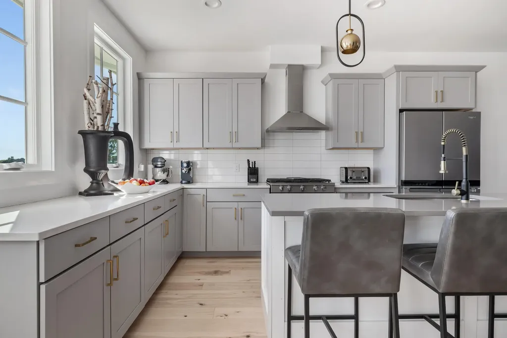 144 Mariners Cove St. Joseph City MI 49085