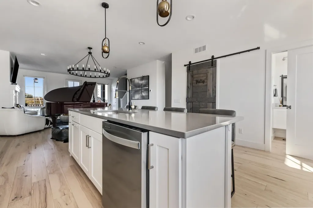144 Mariners Cove St. Joseph City MI 49085