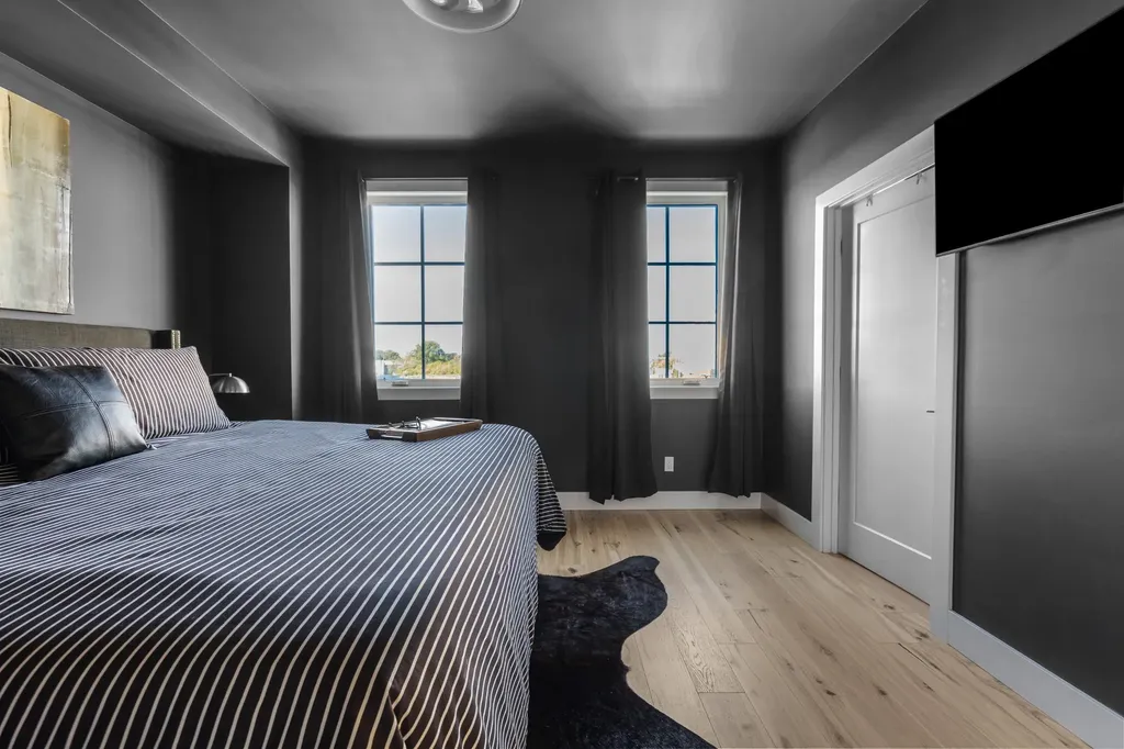 144 Mariners Cove St. Joseph City MI 49085
