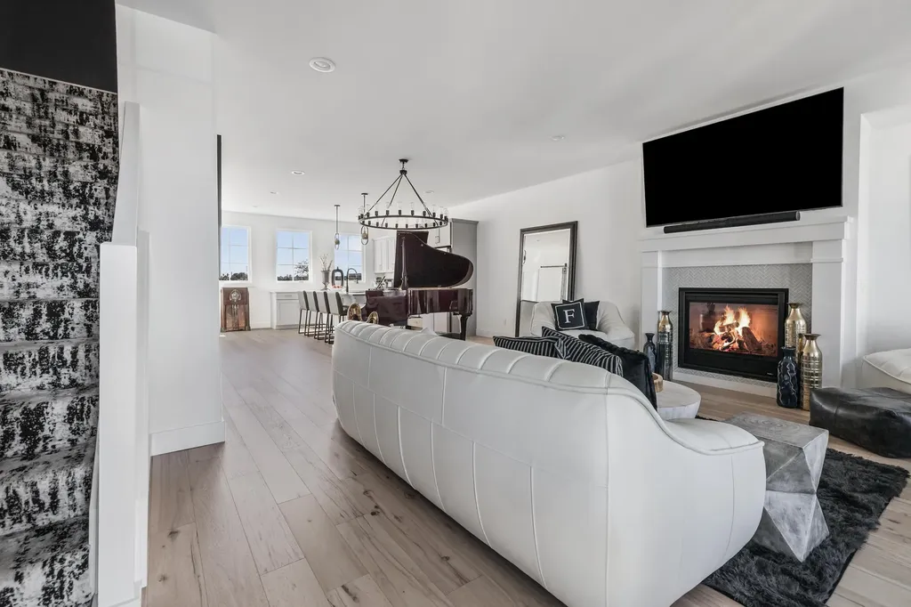 144 Mariners Cove St. Joseph City MI 49085