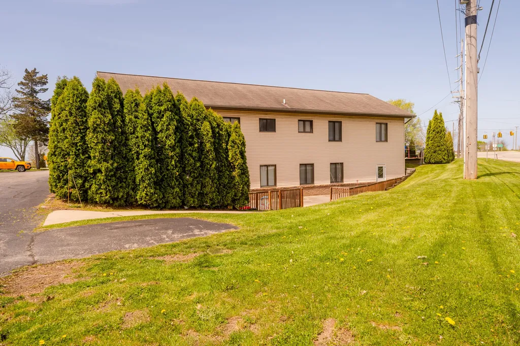 3419 Hollywood Road Royalton Township MI 49085