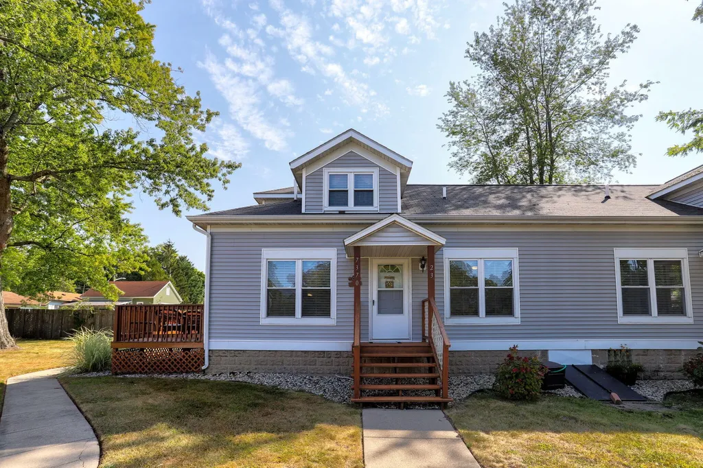 07370 N North Shore Drive Casco Township MI 49090