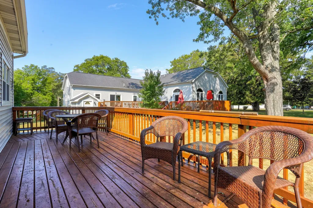 07370 N North Shore Drive Casco Township MI 49090