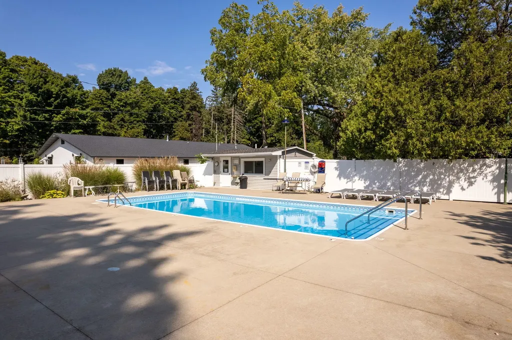 07370 N North Shore Drive Casco Township MI 49090