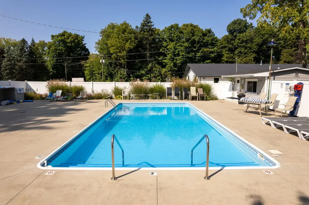 07370 N North Shore Drive Casco Township MI 49090