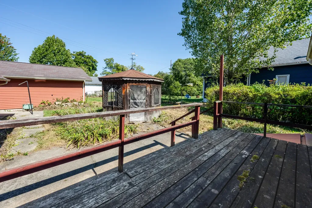 201 Sycamore Street E Three Oaks Village MI 49128
