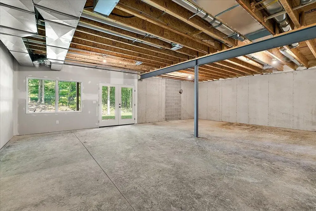 8806 Lakewood Trail Berrien Township MI 49102