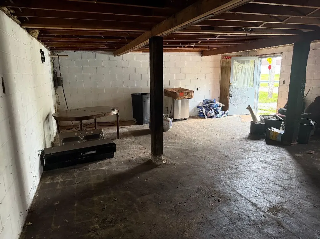 4093 King Drive Sodus Township MI 49126