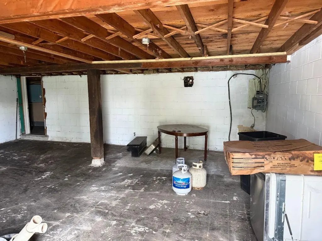 4093 King Drive Sodus Township MI 49126