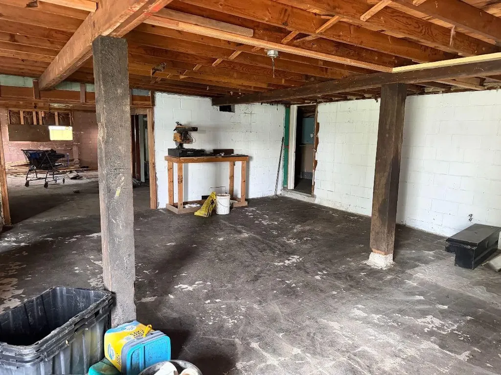 4093 King Drive Sodus Township MI 49126
