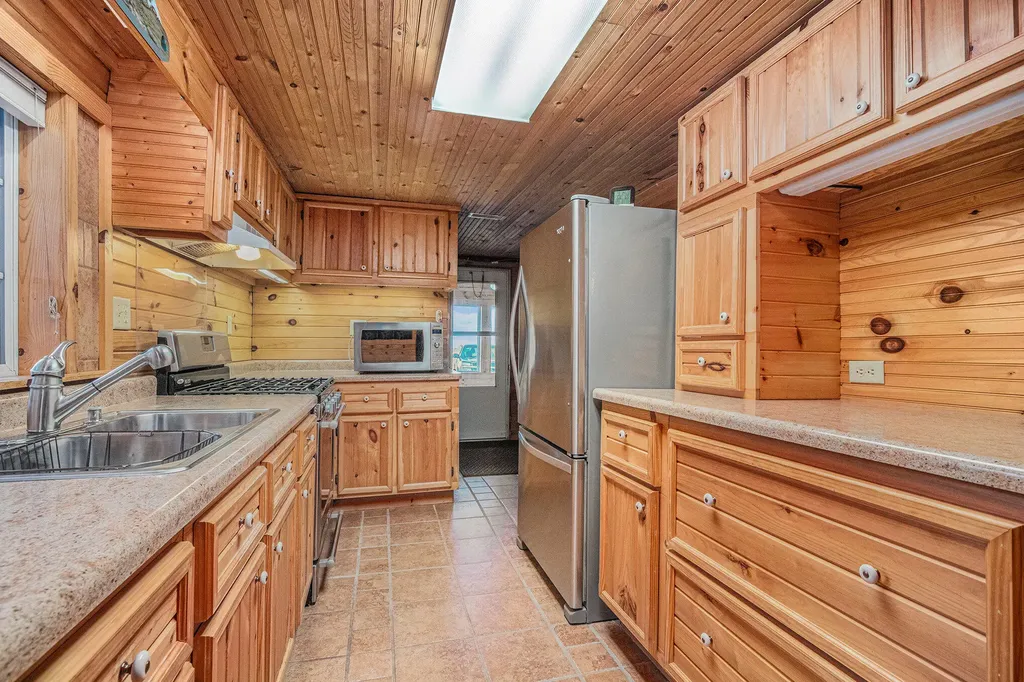 53027 Twin Lakes Road Wayne Township MI 49047