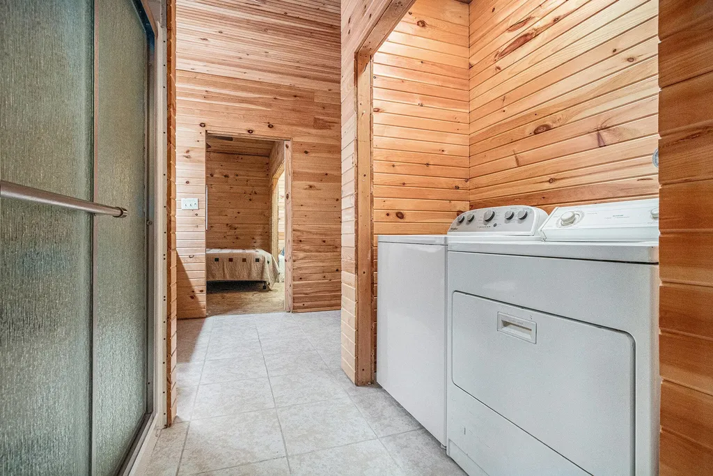 53027 Twin Lakes Road Wayne Township MI 49047