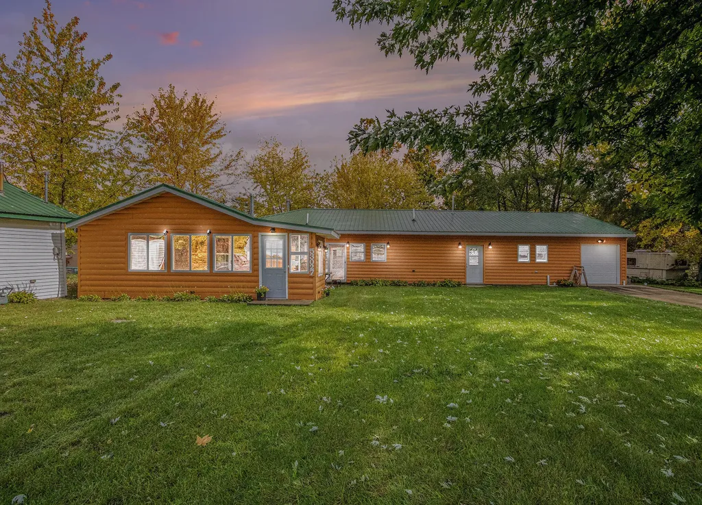 53027 Twin Lakes Road Wayne Township MI 49047
