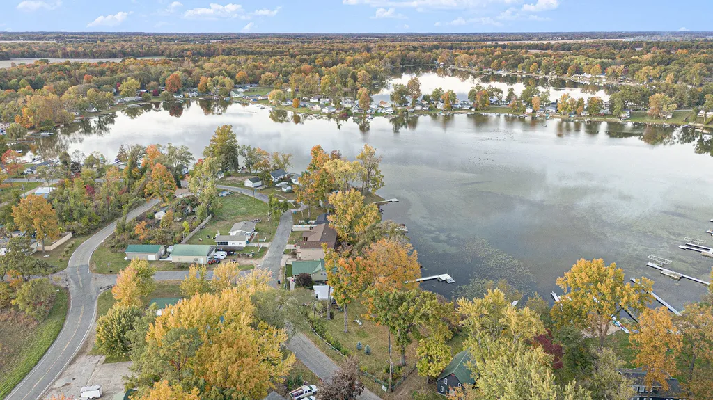 53027 Twin Lakes Road Wayne Township MI 49047