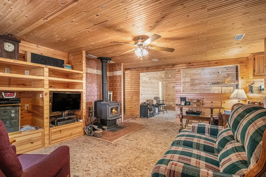 53027 Twin Lakes Road Wayne Township MI 49047