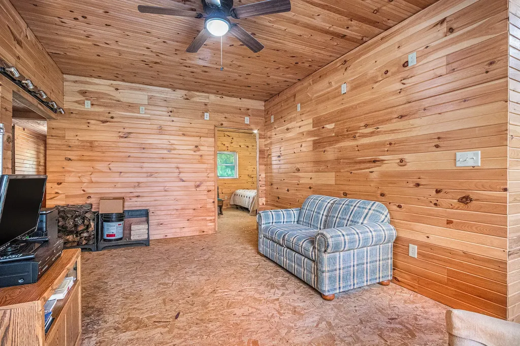 53027 Twin Lakes Road Wayne Township MI 49047