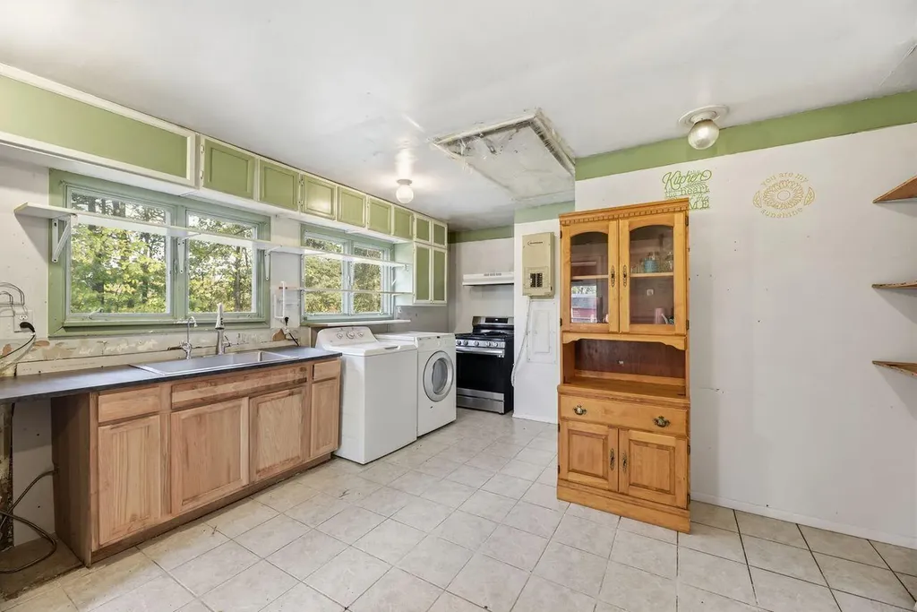 9936 E Wilson Road New Buffalo Township MI 49117