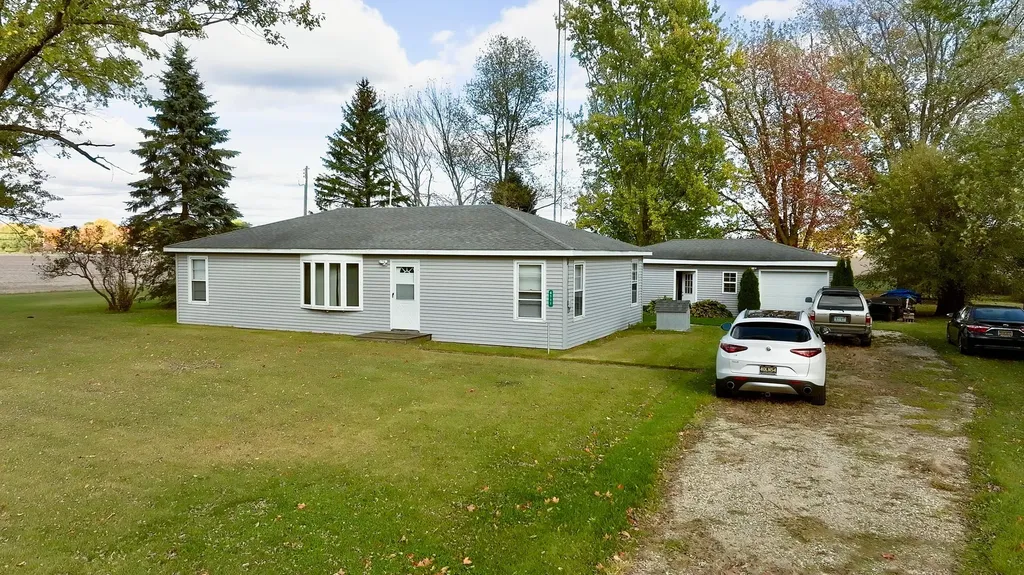 4711 Scottdale Road Royalton Township MI 49085