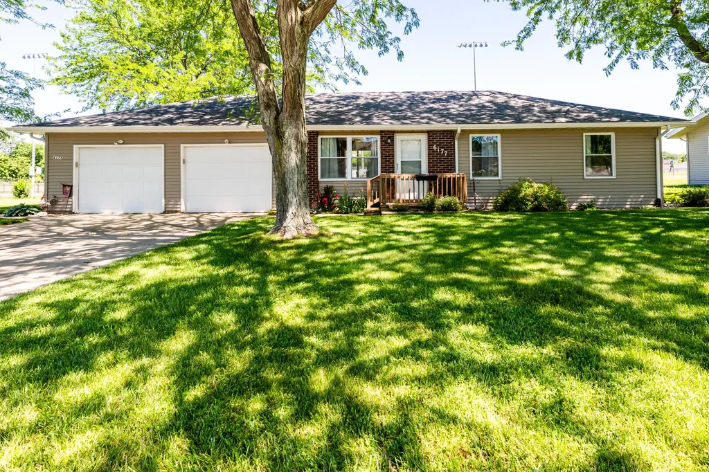 6175/6177 Aubill Drive Eau Claire Village MI 49111