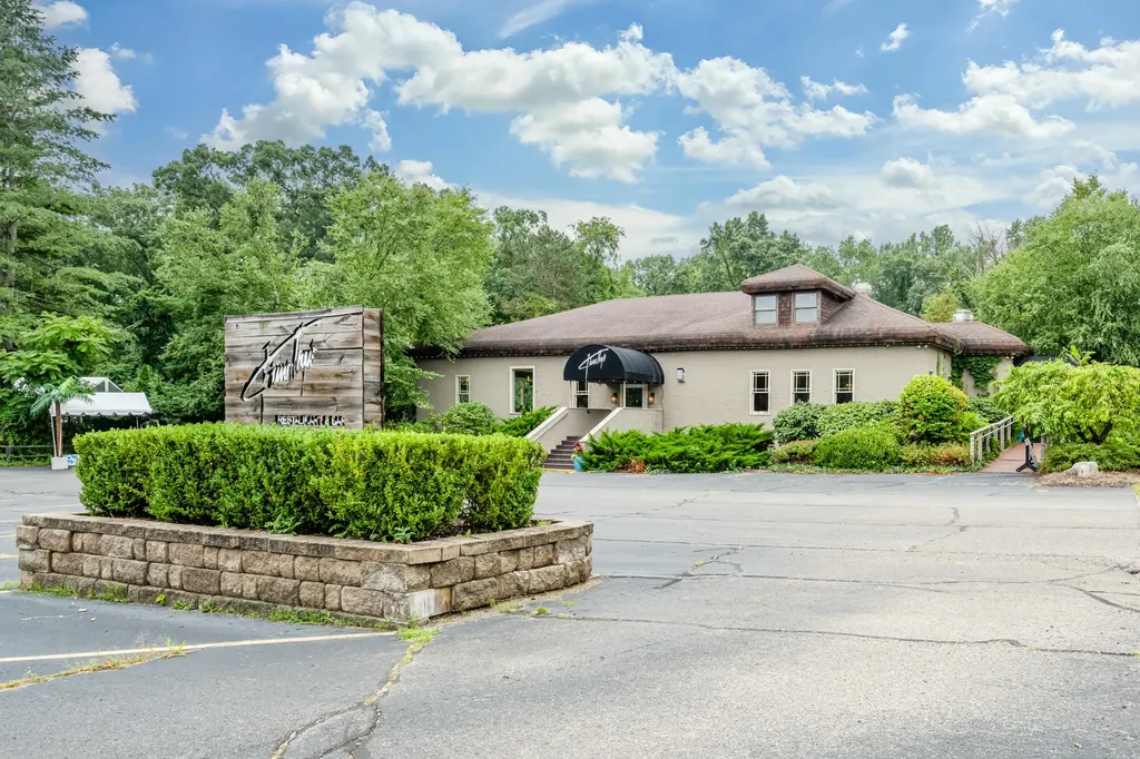 16409 Red Arrow Highway New Buffalo Township MI 49129