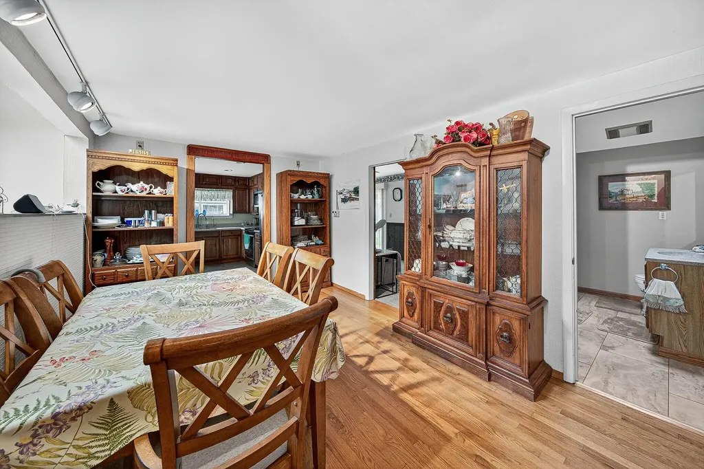 68800 S Shore Drive Ontwa Township MI 49112