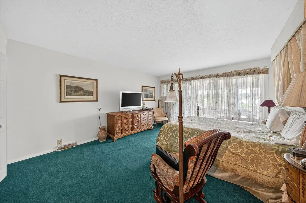 68800 S Shore Drive Ontwa Township MI 49112