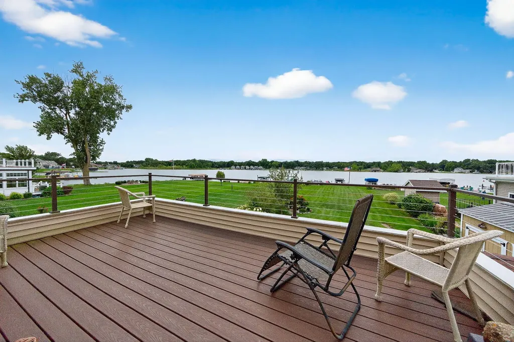 68800 S Shore Drive Ontwa Township MI 49112