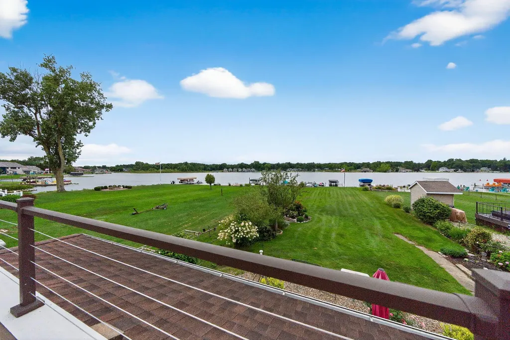 68800 S Shore Drive Ontwa Township MI 49112