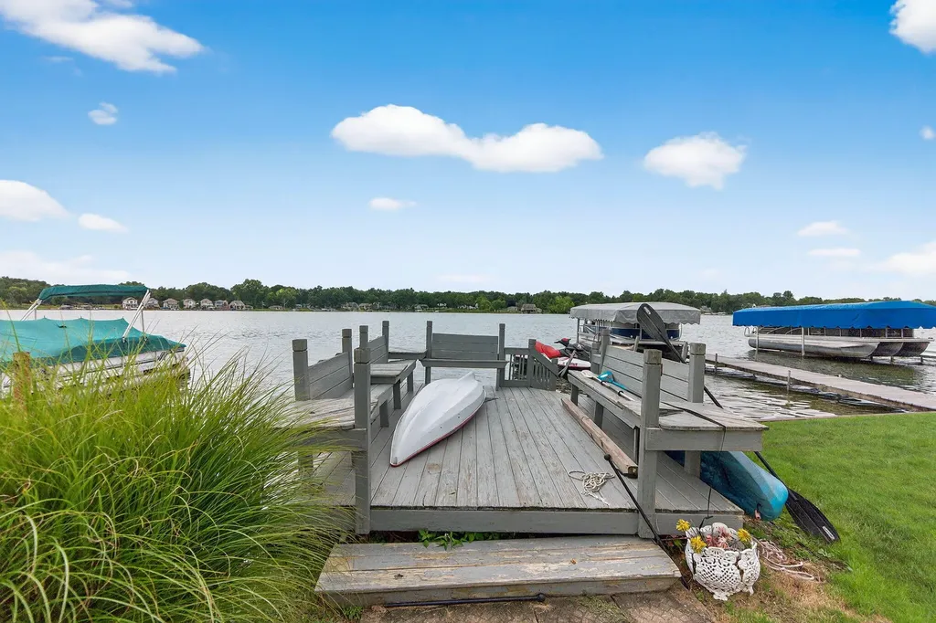 68800 S Shore Drive Ontwa Township MI 49112
