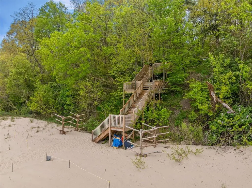 5797 Wildwood Drive Lake Charter Township MI 49106