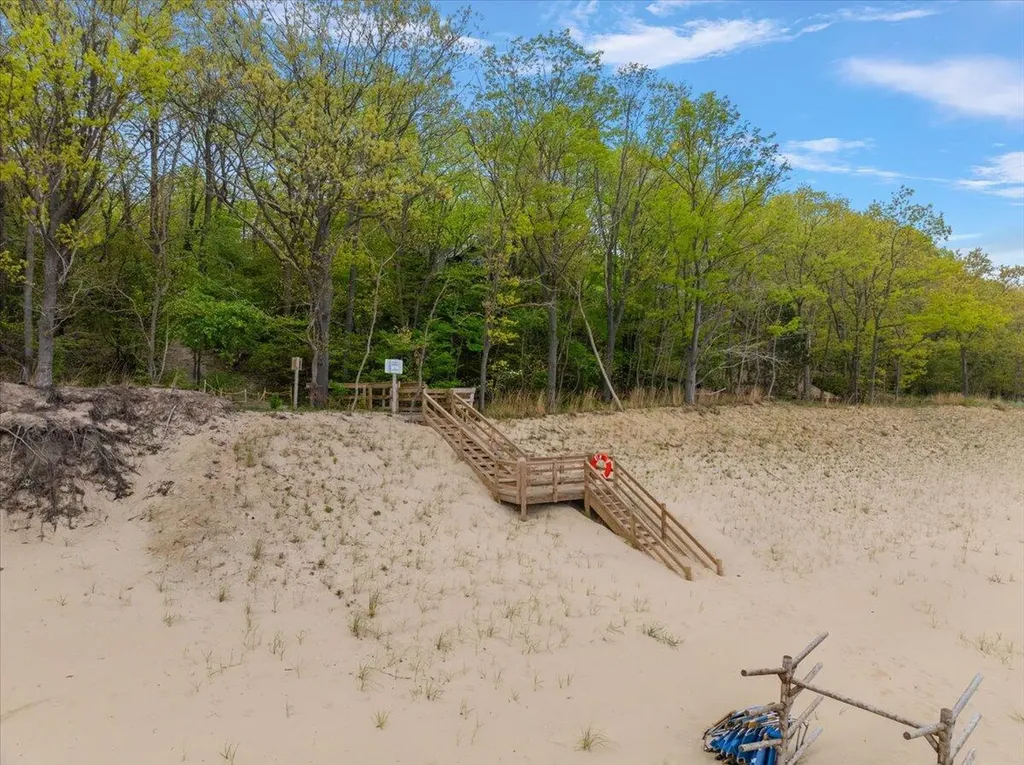 5797 Wildwood Drive Lake Charter Township MI 49106