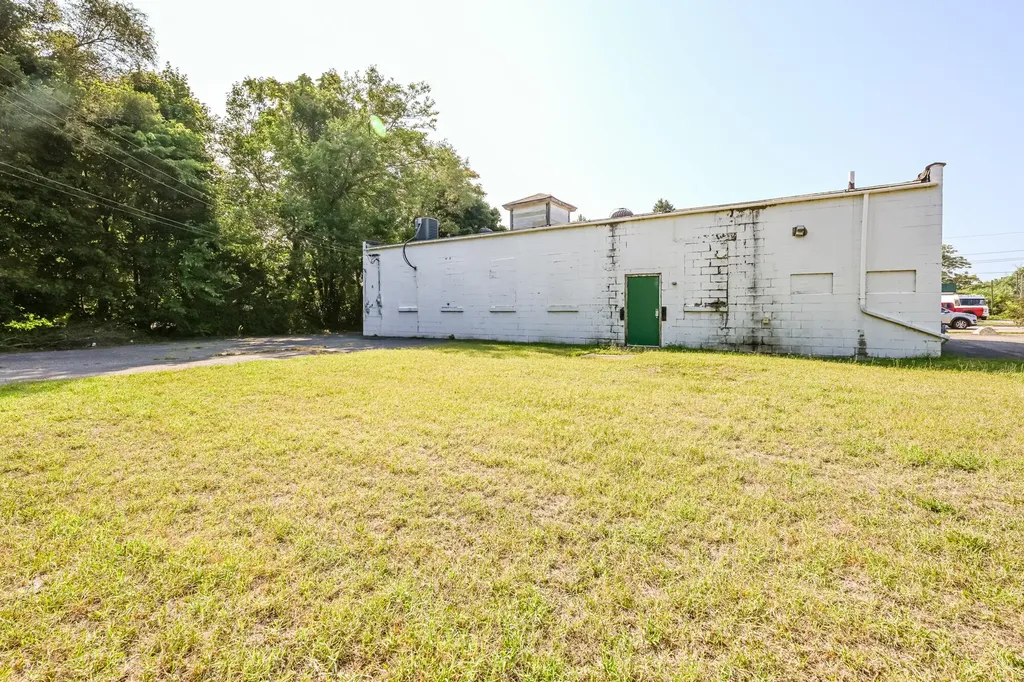 931 E Main Street Benton Charter Township MI 49022