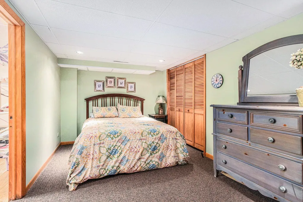 31273 County Line Road Silver Creek Township MI 49047