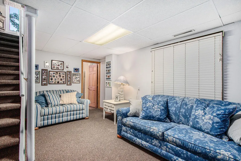 31273 County Line Road Silver Creek Township MI 49047
