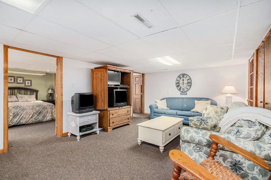 31273 County Line Road Silver Creek Township MI 49047