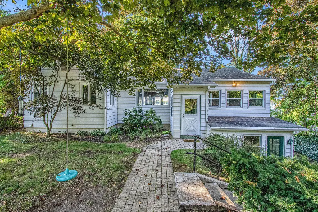 31273 County Line Road Silver Creek Township MI 49047