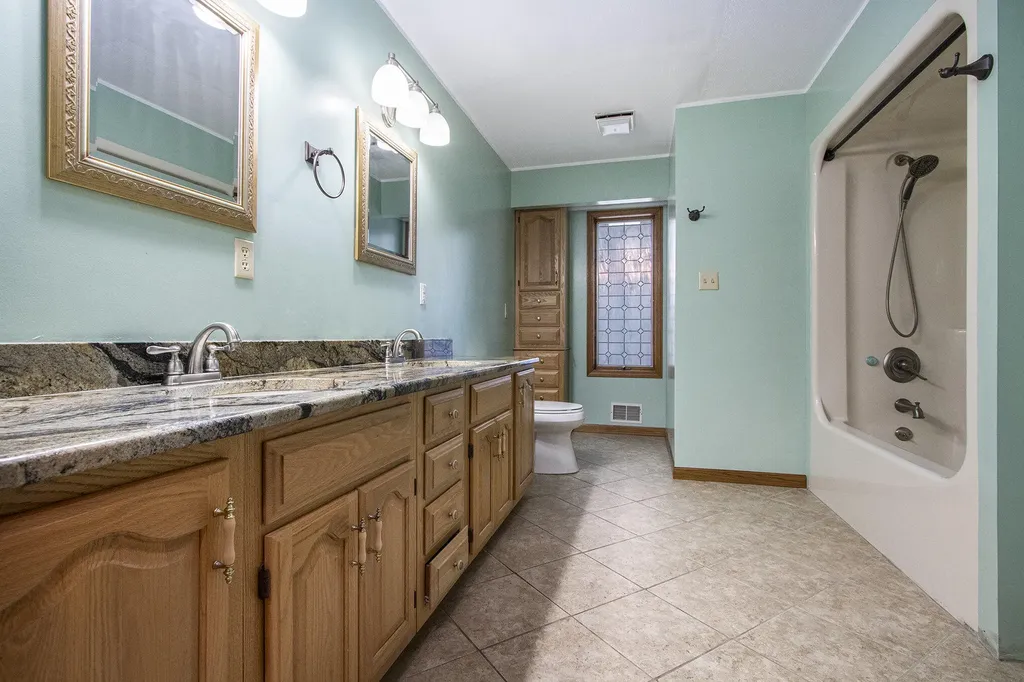 6030 Paw Paw Lake Road Coloma Charter Township MI 49038