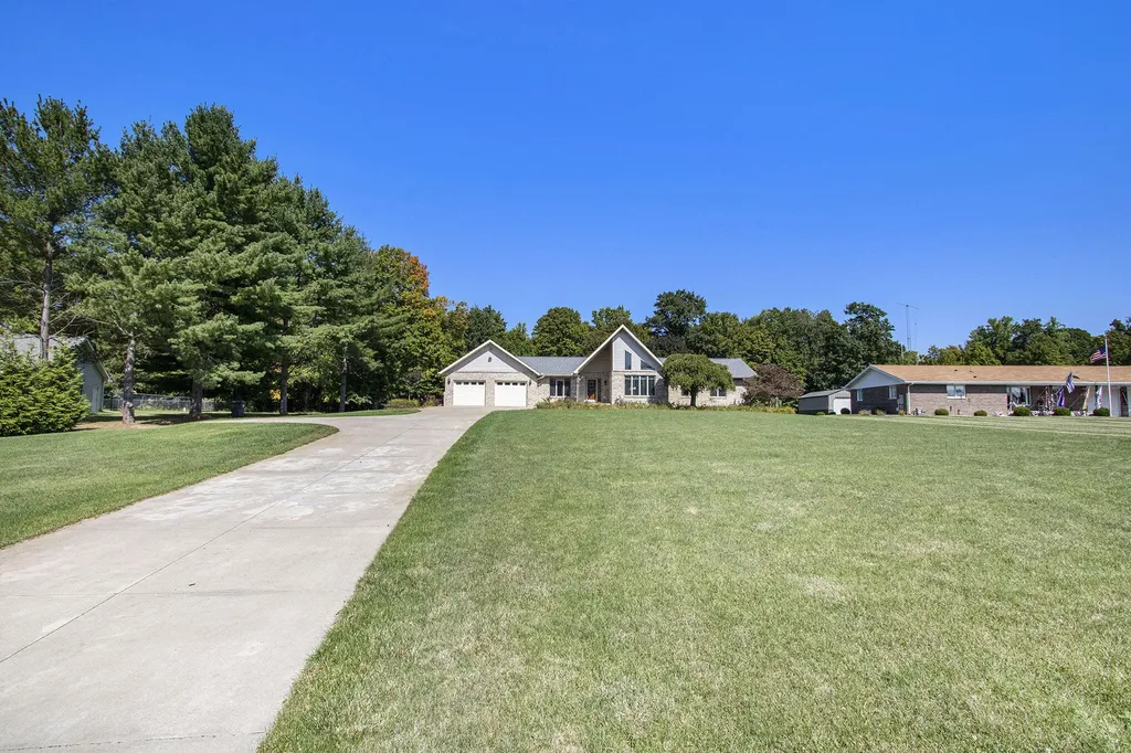 6030 Paw Paw Lake Road Coloma Charter Township MI 49038