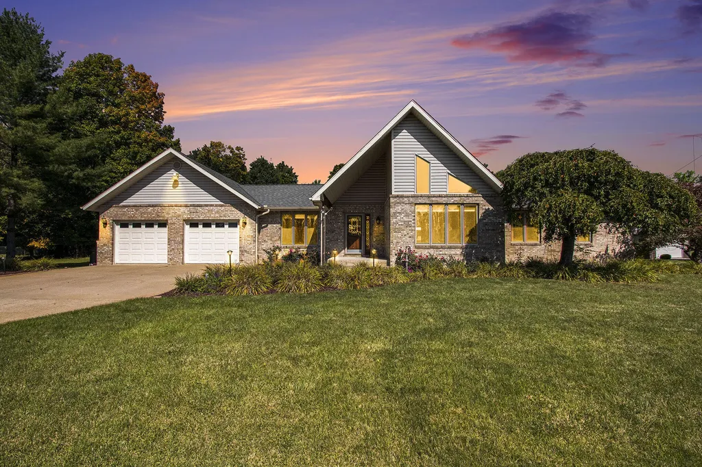 6030 Paw Paw Lake Road Coloma Charter Township MI 49038